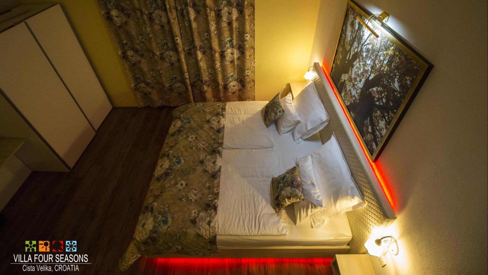 Villa Four Seasons, Heated Pool And 3 En-Suite Bathrooms Velika Cista  Экстерьер фото