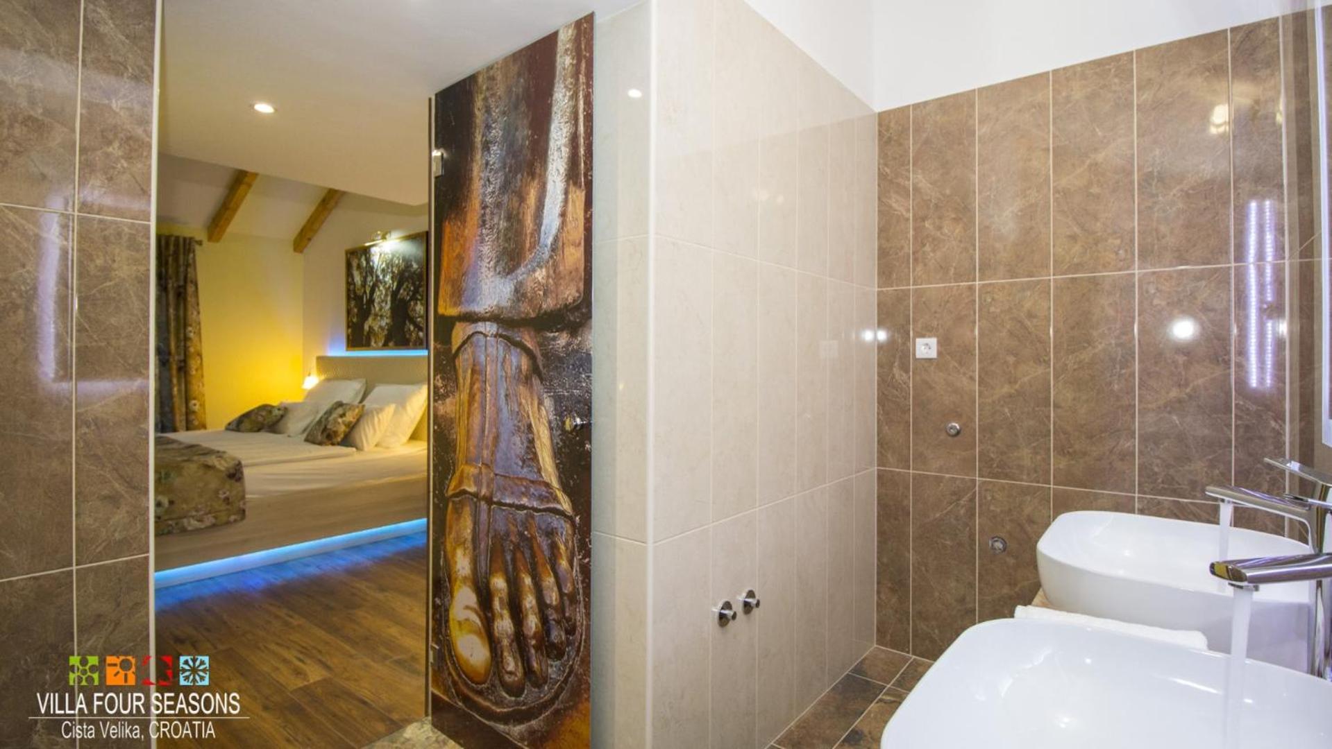 Villa Four Seasons, Heated Pool And 3 En-Suite Bathrooms Velika Cista  Экстерьер фото